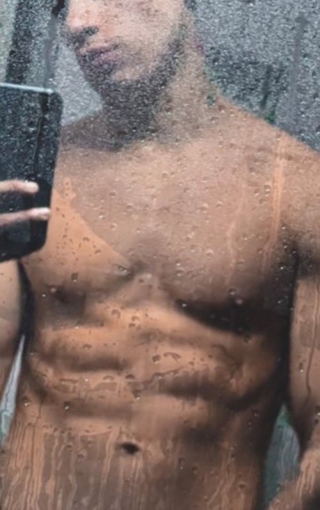 _CARLOS BROWN_ Nacktpornos von OnlyFans geleakt