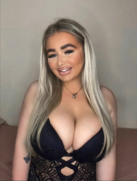 Shannon Lee_ OnlyFans Pornografie