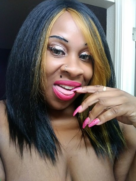 Miss Constance Flow Leaked OnlyFans XXX