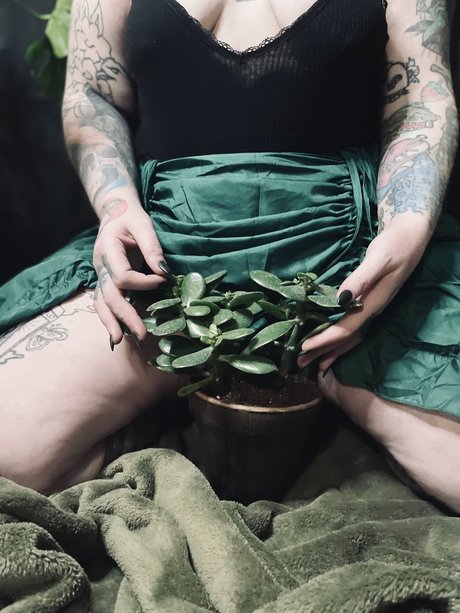 Miss Blu Rose OnlyFans geleakter Pornografie