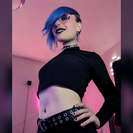 Izzy Resurrected_ OnlyFans Nacktbilder