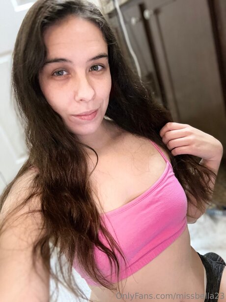 MissBella OnlyFans gratis