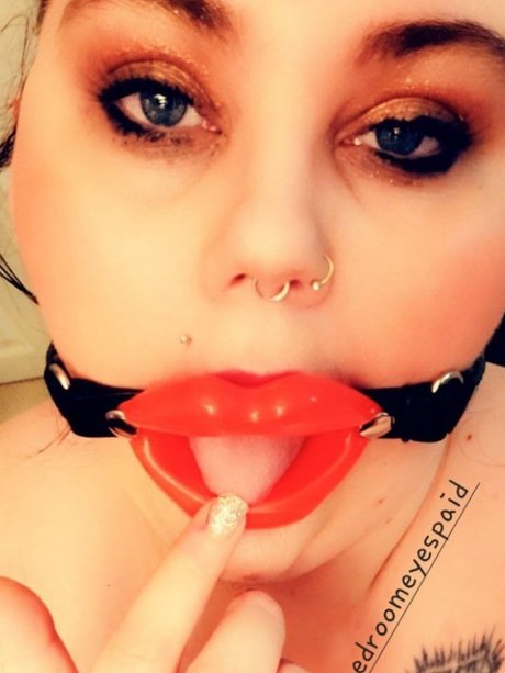 GemmaLucre THROAT GODDESS_ Heiße OnlyFans Inhalte