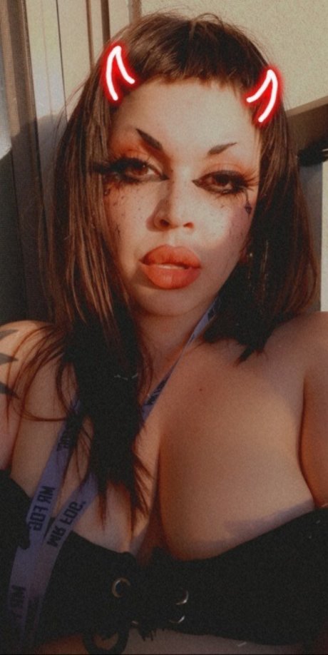 Miss Alayna Smittin Kostenloses OnlyFans