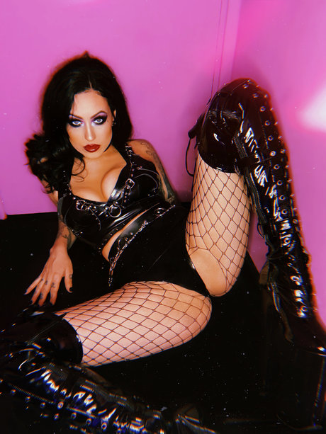 Jennyrocks OnlyFans Striptease