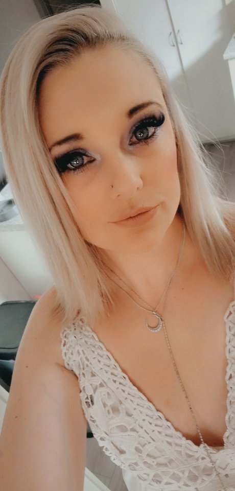 MISS2INFINITY OnlyFans Inhaltstyp