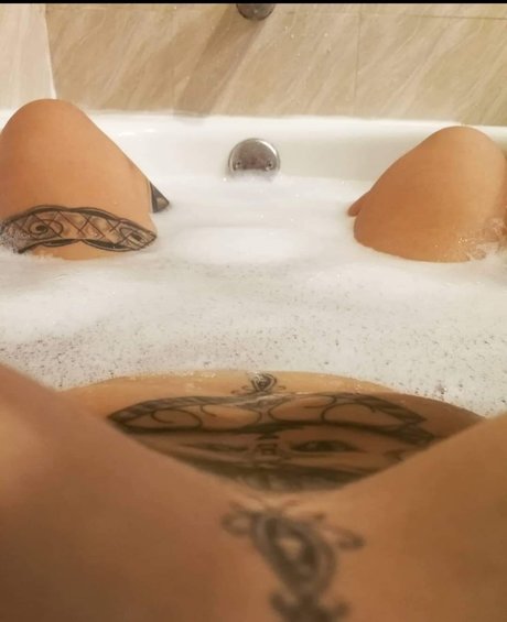 Mishu Cat OnlyFans Leaks