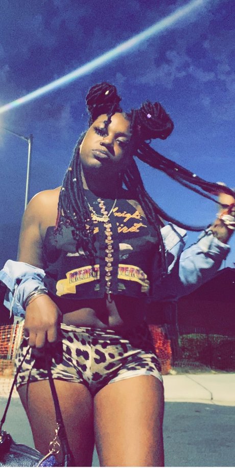 Messy Miranda_ Leaked OnlyFans Nacktbilder