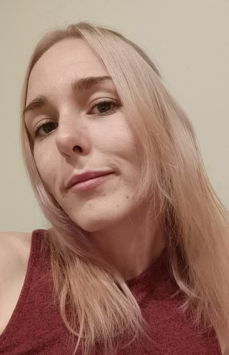 Miss Louise Emma OnlyFans Bilder