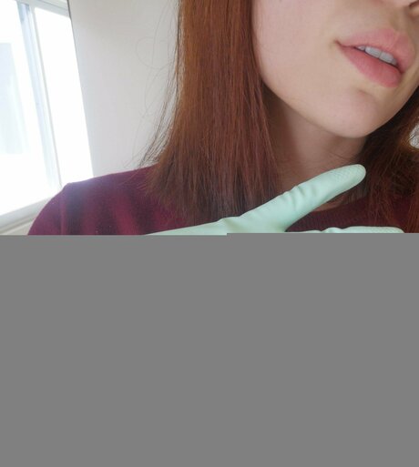 Miss Latex GLoves OnlyFans kostenlos