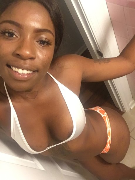 Kelsey Kim OnlyFans geleakte Brüste