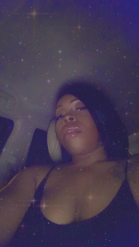 Juicy Jia OnlyFans Bilder geleakt