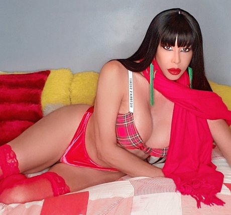 Celine Cavalli OnlyFans Nacktbilder