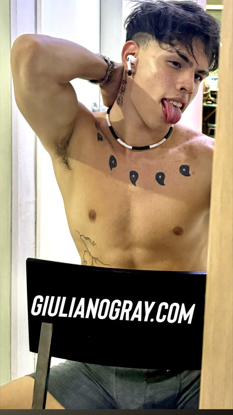 Hot Boy Latino 18 OnlyFans Leak