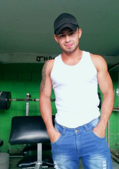 John Gonz lez OnlyFans-Pornoleak