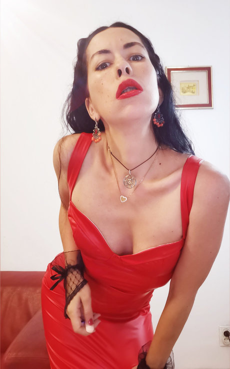 Mistress Natasha_ OnlyFans Bilder