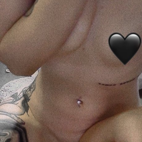 Miss Louise NurlyFans-Pornoleaks