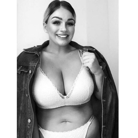 ARROW_ Neuer OnlyFans Leak