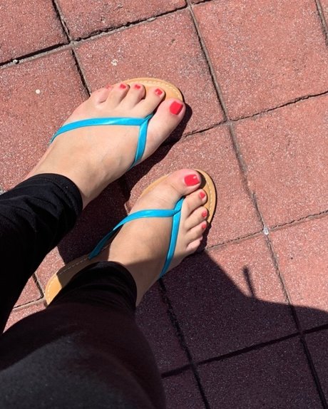 Vixenprettyfeet Nackt auf OnlyFans