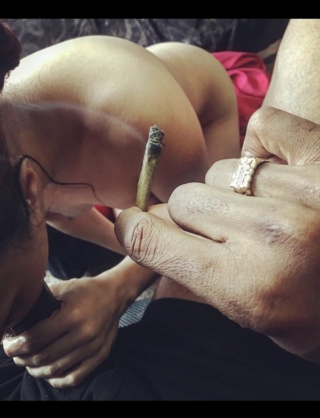 _MNYBagsz Porn OnlyFans Leak