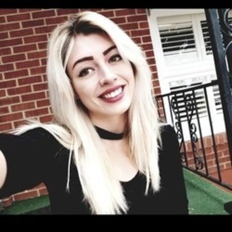 Mizzymay101 OnlyFans geleakter Pornografie