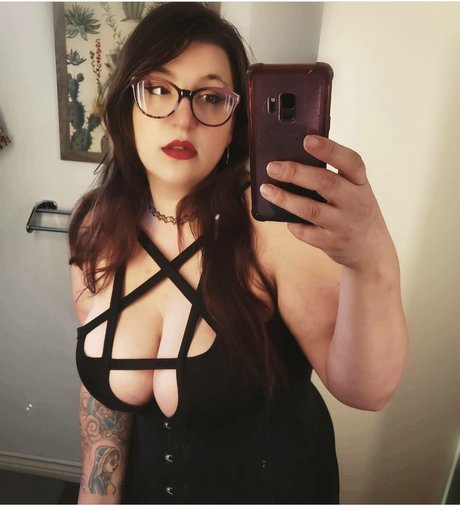 Miz Behavior Nackt auf OnlyFans Leaks