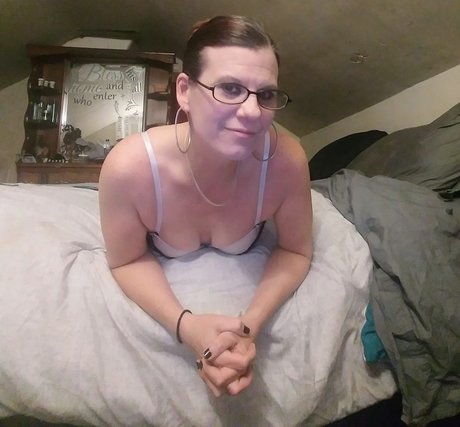 Hazel Eyes Leak von OnlyFans-Inhalten