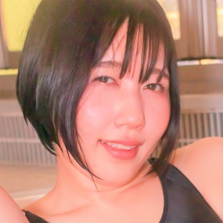 MOMOCHINO Auf OnlyFans