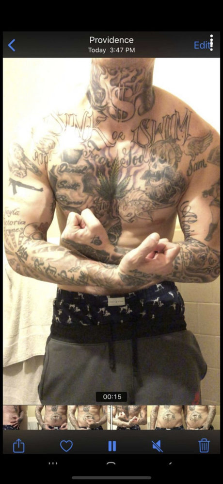 Mbrynes OnlyFans Striptease