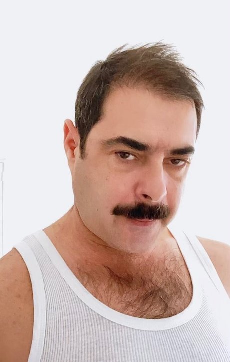 Daddy Moustache Nacktbilder OnlyFans