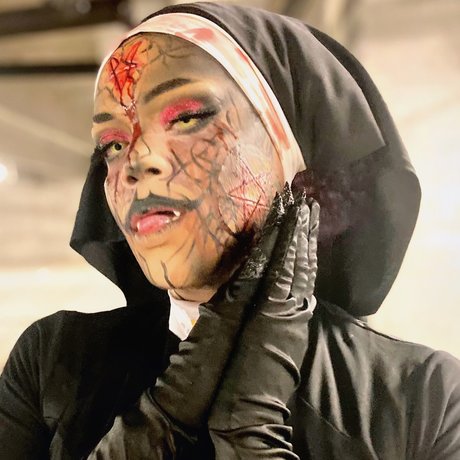 SATAN S WIFE OnlyFans gratis