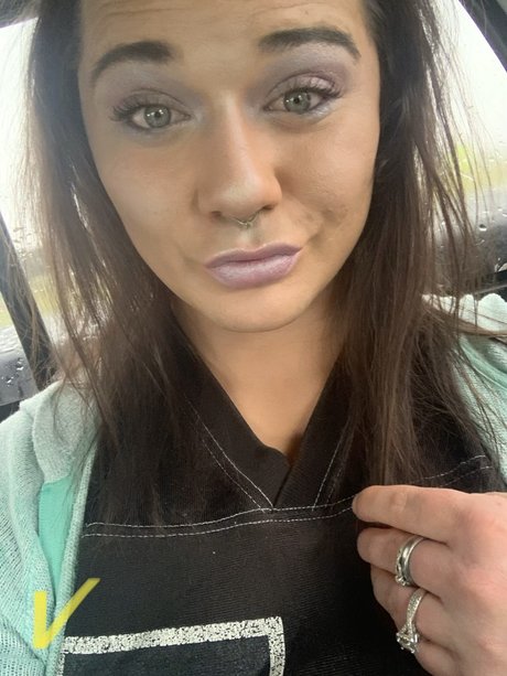 Hayleetheestallon Leaks von OnlyFans