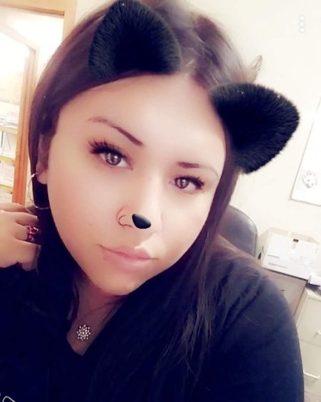 Miia Sapphire_ OnlyFans Nackt Content