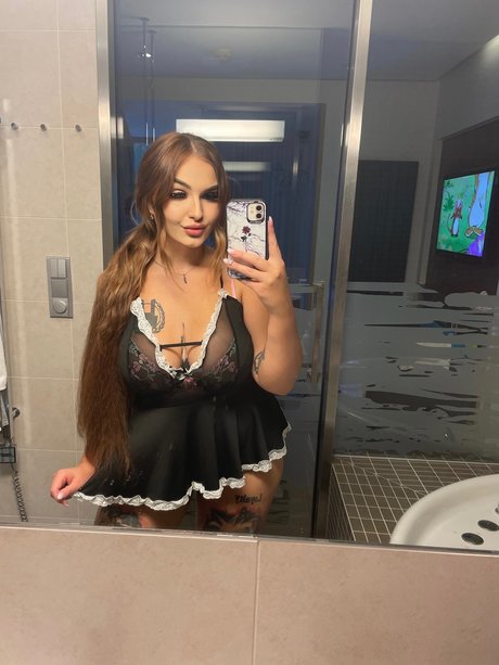 Pe u_ Nacktpornos auf OnlyFans