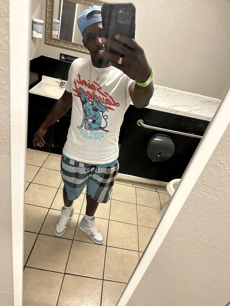 Mrlongstrokxxxx OnlyFans nackt