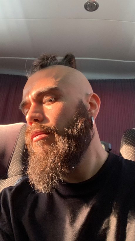 Mr KOKO Nacktbilder von OnlyFans