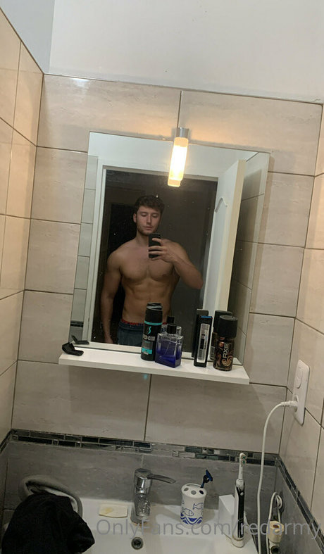 redarmy Nacktbilder von OnlyFans