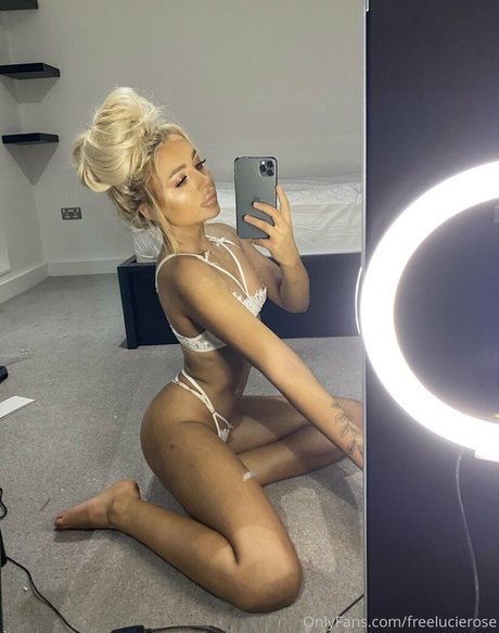 freelucierose Neue geleakte OnlyFans-Inhalte