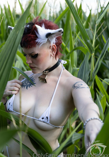 penelopefixx OnlyFans explizite Inhalte