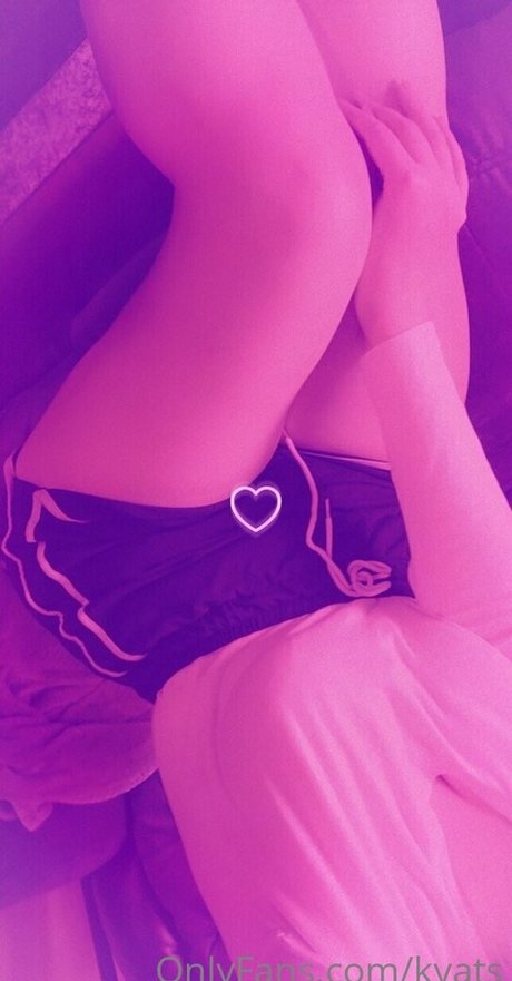 kyats OnlyFans Pornografie