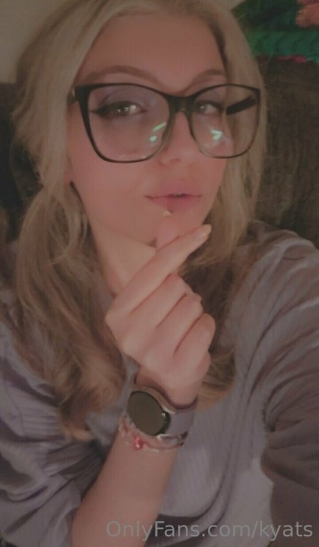 kyats OnlyFans Nacktbilder