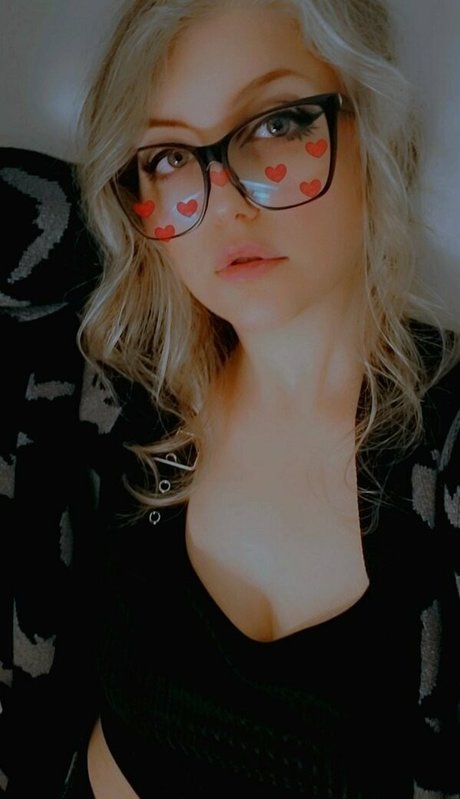 kyats Nacktbilder von OnlyFans geleakt