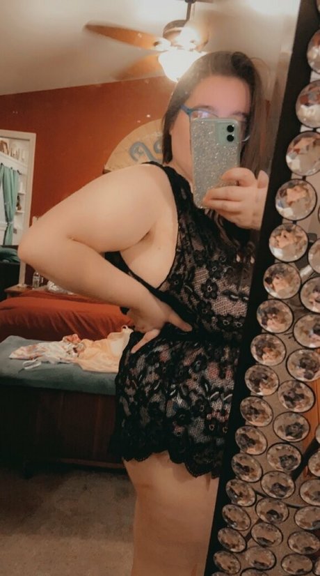 lilpeachpit OnlyFans Leaked