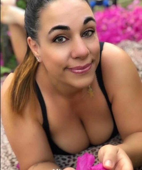 Denise Butterfly NurlyFans-Pornoleaks