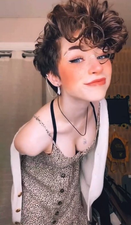 graceful addison Neue OnlyFans Leaks