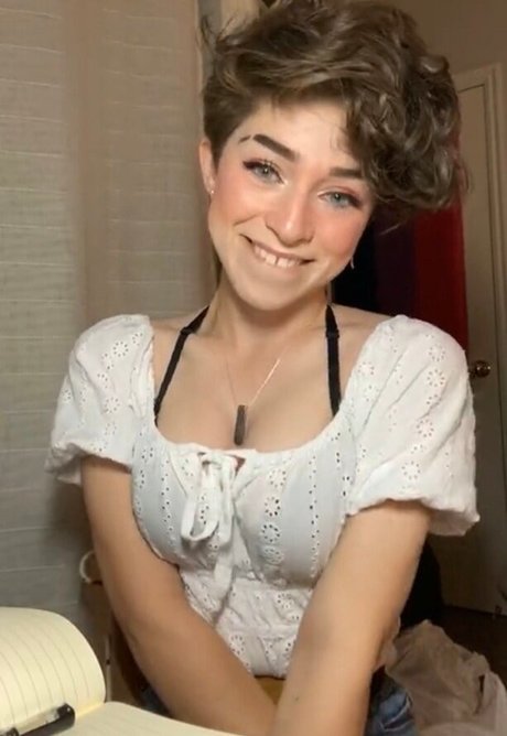 graceful addison Nackt OnlyFans