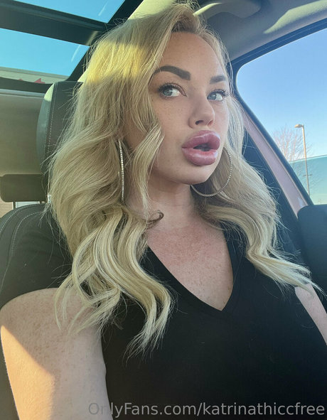 katrinathiccfree OnlyFans Nackt