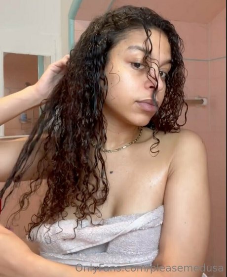 pleasemedusa Leaks von OnlyFans