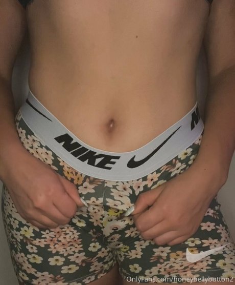 honeybellybutton2 Nacktbilder von OnlyFans