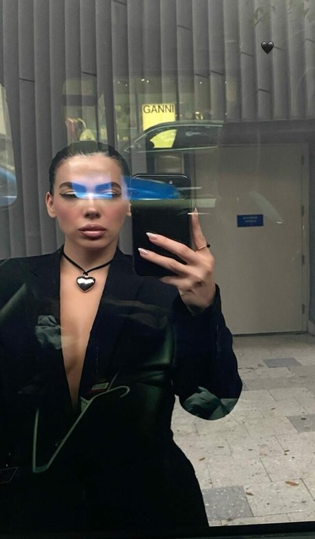 danellaurbaytv Sextape OnlyFans Nacktbilder